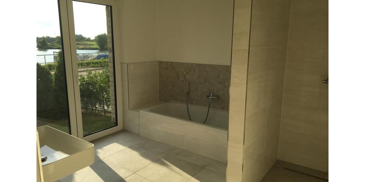 Erdgeschoßwohnung Wendeburg - 2.5 Zimmer, 86 m&sup2;, 1.330&euro; | Angebot:25308577