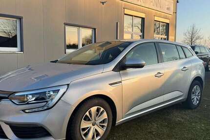 Renault Megane 77.865 km 8.490 &euro; Sassenburg 38524