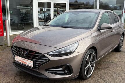 Hyundai i30 76.791 km 17.500 &euro; Braunschweig 38114