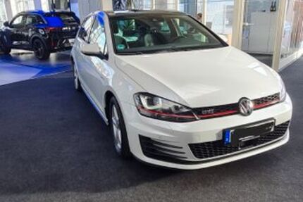 VW Golf 232.000 km 12.500 &euro; Calberlah 38547