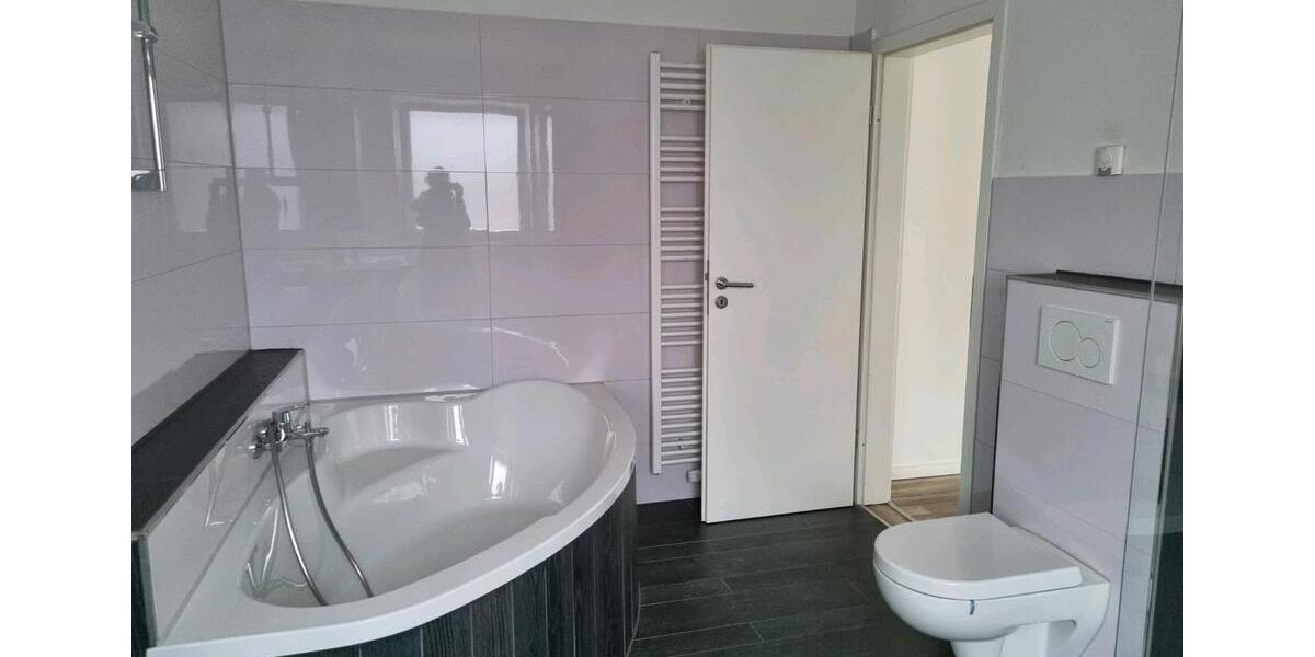 Mehrfamilienhaus, Wohnhaus Braunschweig Wabe-Schunter-Beberbach - 6 Zimmer, 145 m&sup2;, 550.000&euro; | Angebot:26330065