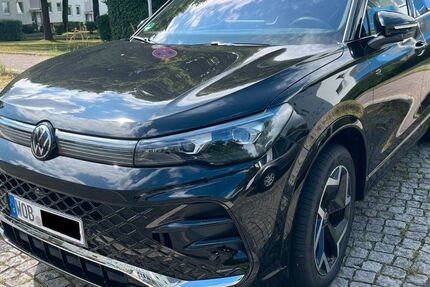 VW Tiguan 17.000 km 50.900 &euro; Wolfsburg 38444