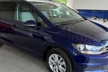 VW Touran 26.500 km 30.990 &euro; Braunschweig 38116