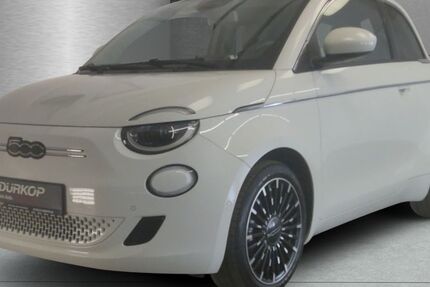 Fiat 500e 22.467 km 22.450 &euro; Braunschweig 38126