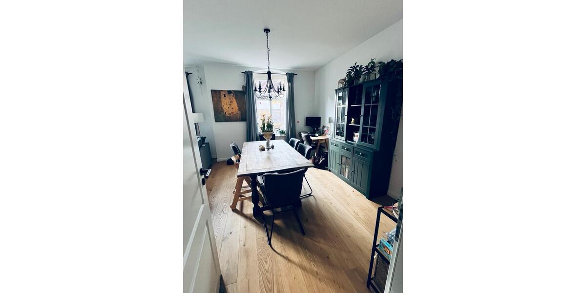 Charmante, zentral gelegene Eigentumswohnung 3 Zimmer 3 zimmer