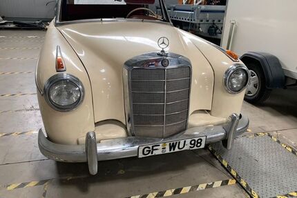 Mercedes 220