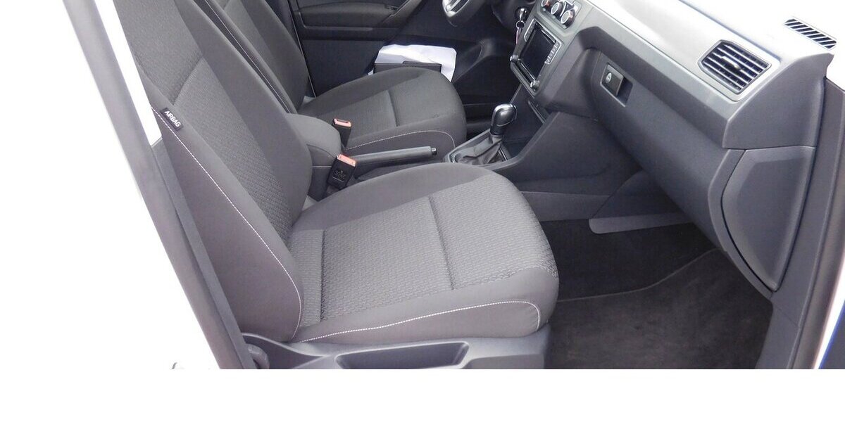 VW Caddy Maxi Abt-e Elektrik DSG 5 Sitze Navi 18.800 km 15.990 € Vordorf 38533