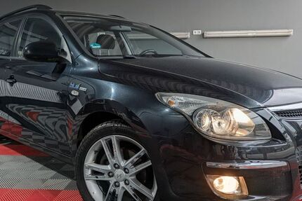 Hyundai i30 228.566 km 2.850 &euro; Braunschweig 38112