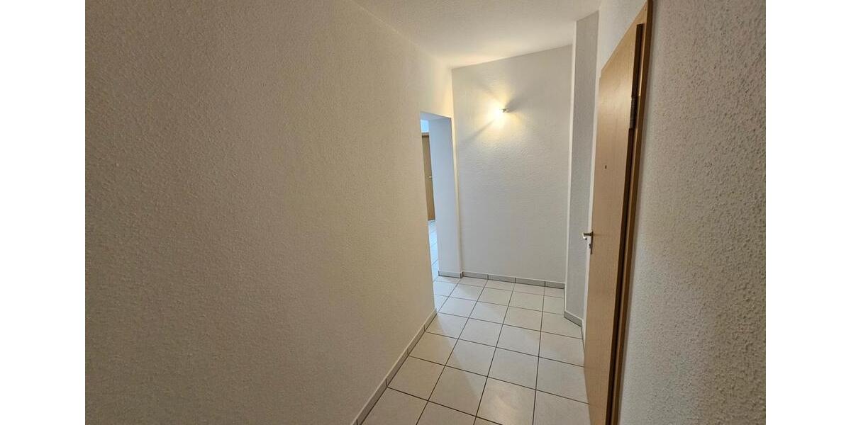 Etagenwohnung Gifhorn - 3 Zimmer, 81 m&sup2;, 880&euro; | Angebot:26340656