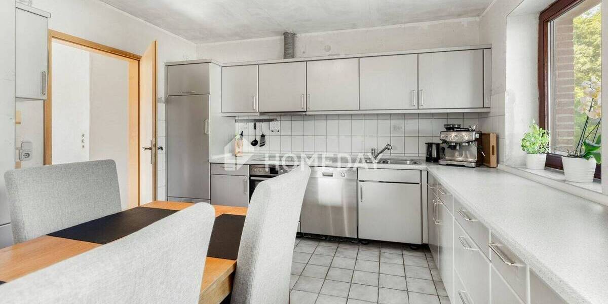 Naturnahes Wohnen: Attraktives Ein- bis Zweifamilienhaus mit großem Grundstück, Garage und Werkstatt 8 zimmer