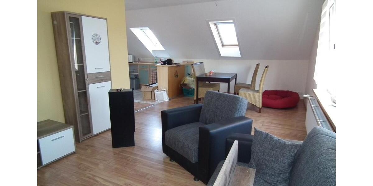 Dachgeschoßwohnung Wasbüttel - 2.5 Zimmer, 60 m&sup2;, 420&euro; | Angebot:26041123