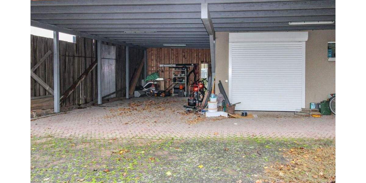 Großzügiges 8-Zi. Haus plus Bungalow, Wintergarten, Garage, 2 Carports in Braunschweig Weststadt 8 zimmer