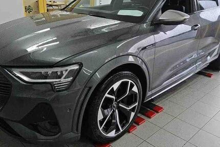 Audi e-tron 59.989 km 39.570 &euro; Helmstedt 38350