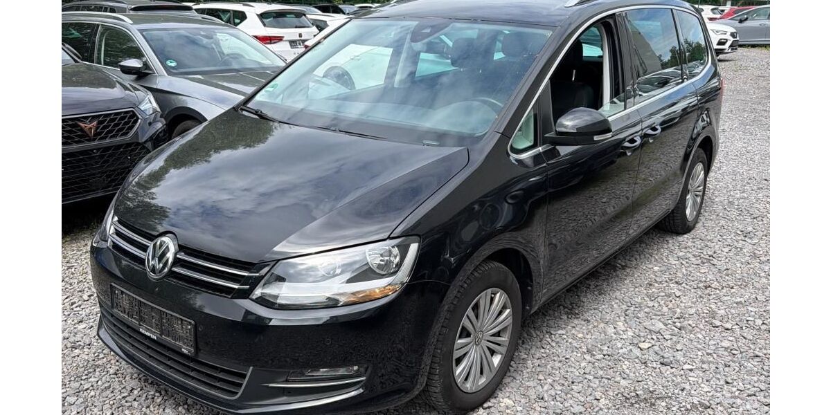 VW Sharan 125.961 km 22.990 &euro; Braunschweig 38122