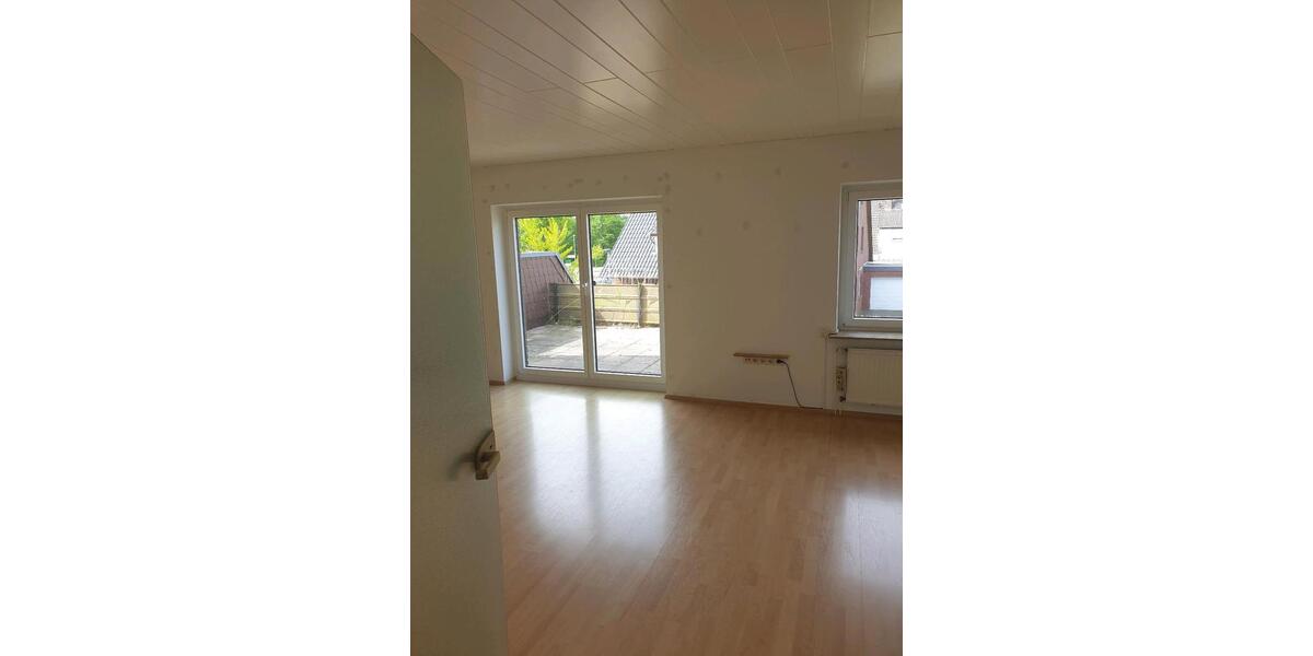Dachgeschoßwohnung Gifhorn - 4 Zimmer, 100 m&sup2;, 700&euro; | Angebot:26521157