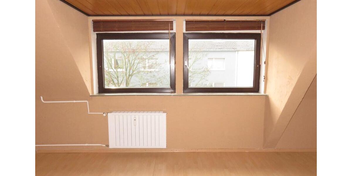 Dachgeschoßwohnung Wolfsburg - 2 Zimmer, 60 m&sup2;, 550&euro; | Angebot:26237596