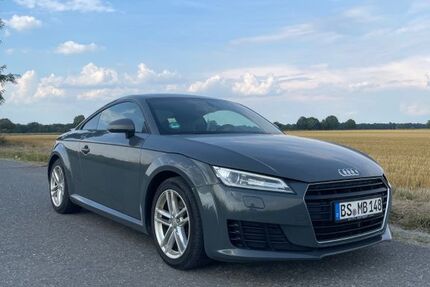 Audi TT 216.827 km 12.990 &euro; Braunschweig 38106