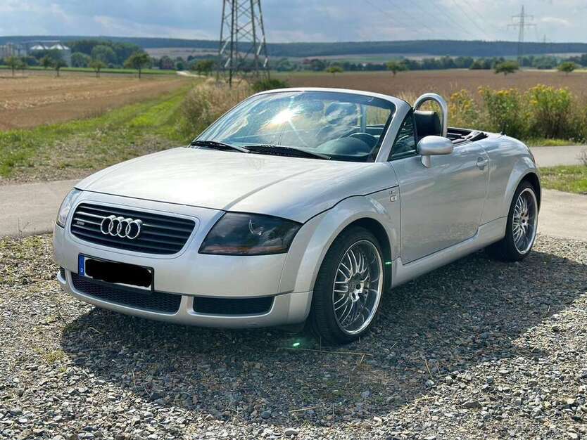 TT