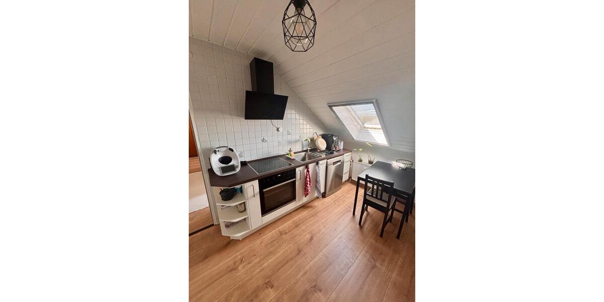 Dachgeschoßwohnung Lehre - 2 Zimmer, 75 m&sup2;, 730&euro; | Angebot:26330383