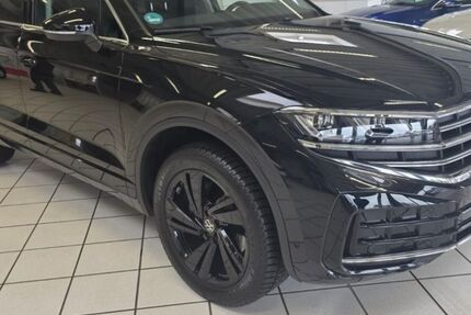 VW Touareg 12.487 km 59.970 € Helmstedt 38350