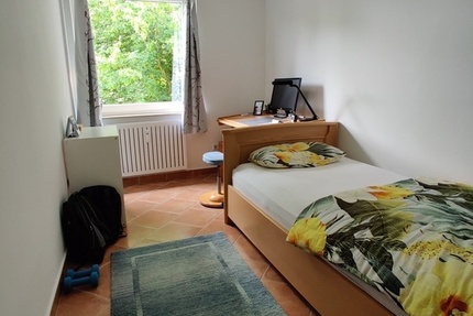 Möbliertes WG-Zimmer in Uni-Nähe – all inclusive – ab September