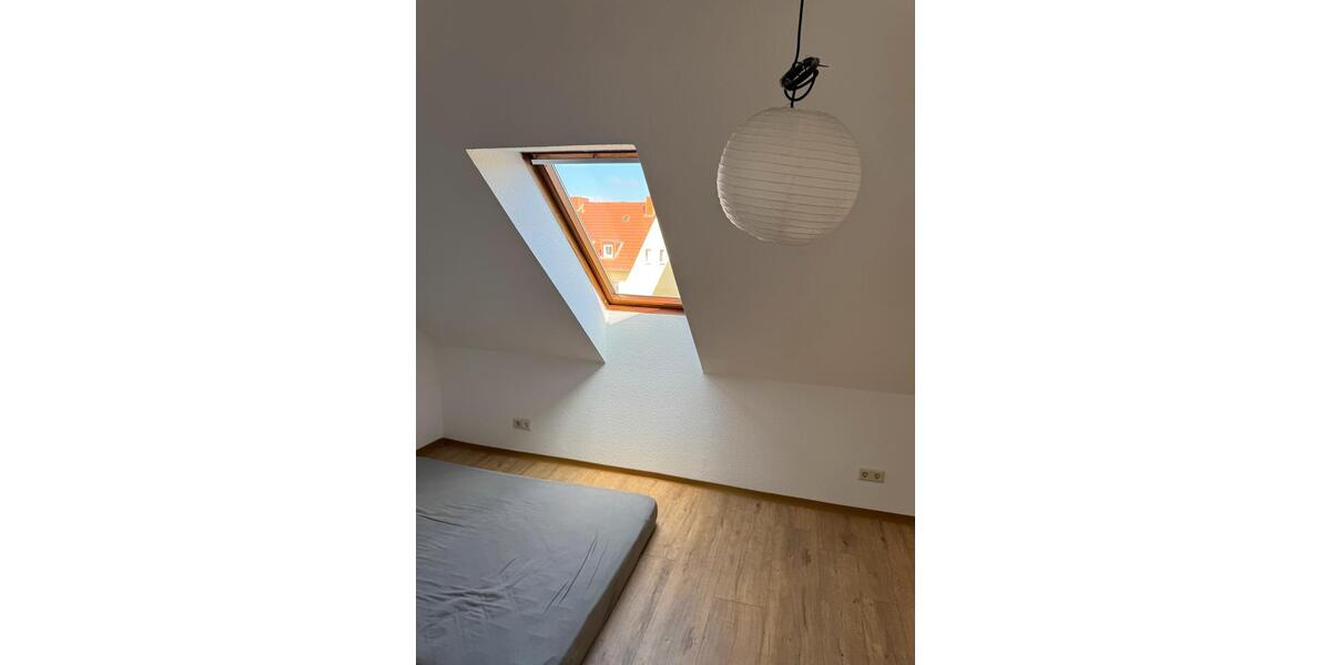 Dachgeschoßwohnung Braunschweig - 2 Zimmer, 54 m&sup2;, 600&euro; | Angebot:26308982