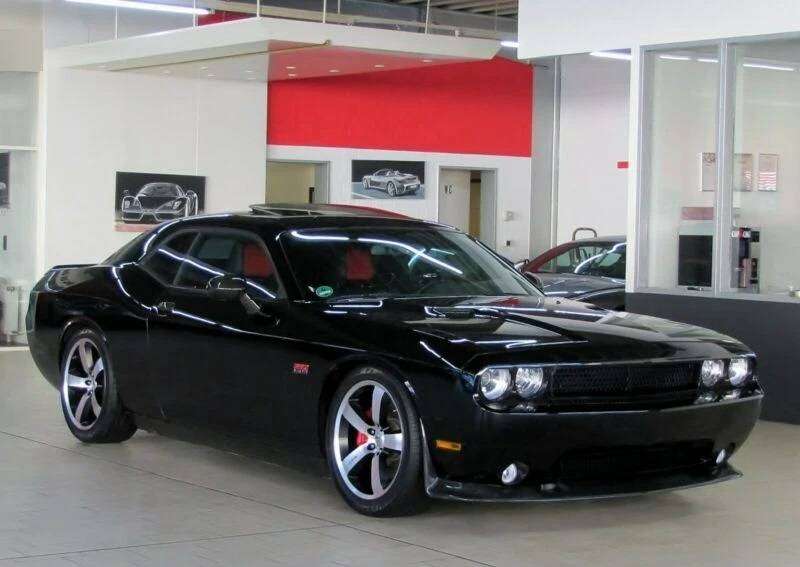 Dodge Challenger 10.000 km 44.900 &euro; Meine 38527