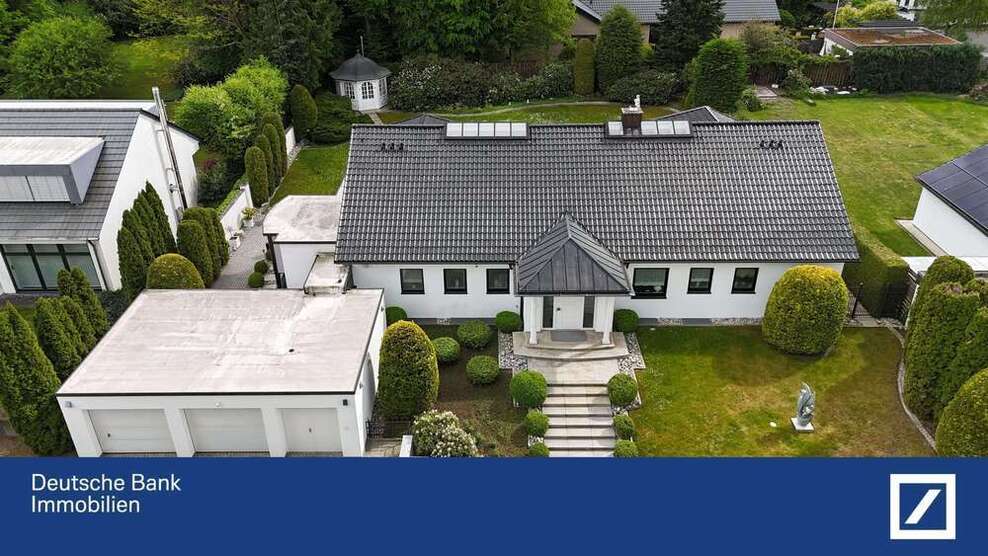 Haus zum Kaufen in Wolfsburg 1.150.000 € 332 m²