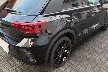 VW T-Roc 17.000 km 37.100 &euro; Wolfsburg 38440