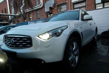INFINITI FX