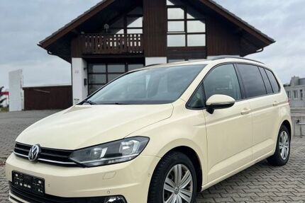 VW Touran 477.000 km 4.490 &euro; Helmstedt 38359
