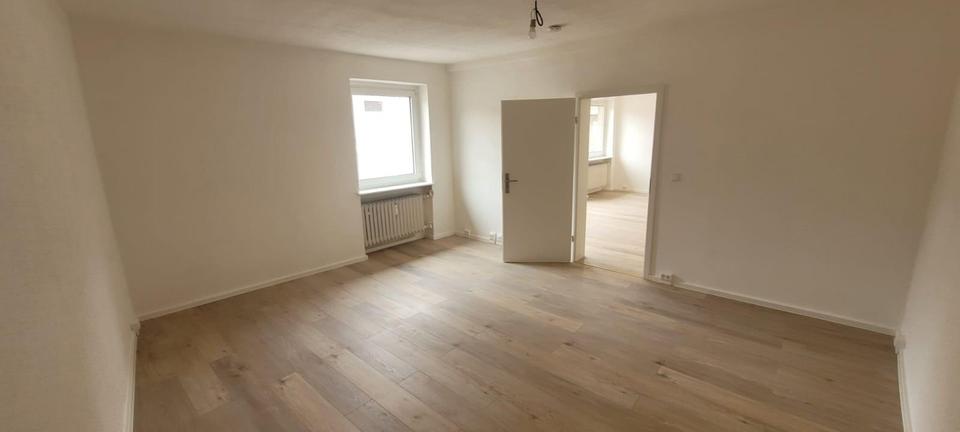 Etagenwohnung Helmstedt - 5 Zimmer, 112 m&sup2;, 896&euro; | Angebot:26134850
