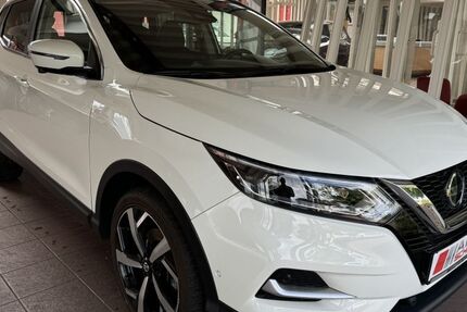 Nissan Qashqai 40.261 km 23.450 € Braunschweig 38112