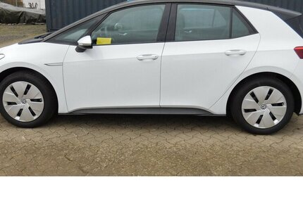VW ID.3 Pure Performance Elektrik 1-Gang Navi 23.200 km 18.390 &euro; Vordorf 38533