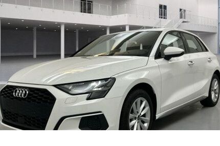 Audi A3 11.914 km 23.690 € Wolfsburg 38440