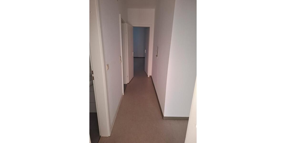 Erdgeschoßwohnung Wolfsburg Detmerode - 6 Zimmer, 151 m&sup2;, 265.000&euro; | Angebot:26262379