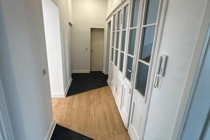 Wohnung Braunschweig - 5 Zimmer, 126 m&sup2;, 1.150&euro; | Angebot:26561236