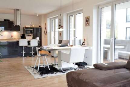 Wohnung zum Mieten in Wolfsburg 1.130 € 98 m² 3 zimmer
