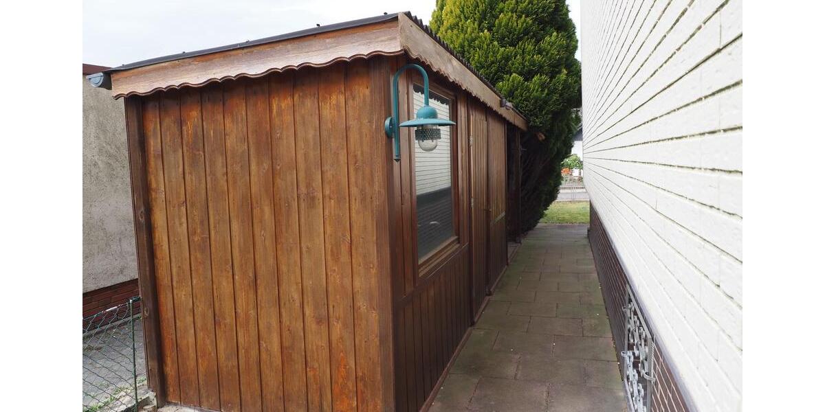 Helle 3–Zimmer-Wohnung mit Balkon und Garten 3 zimmer