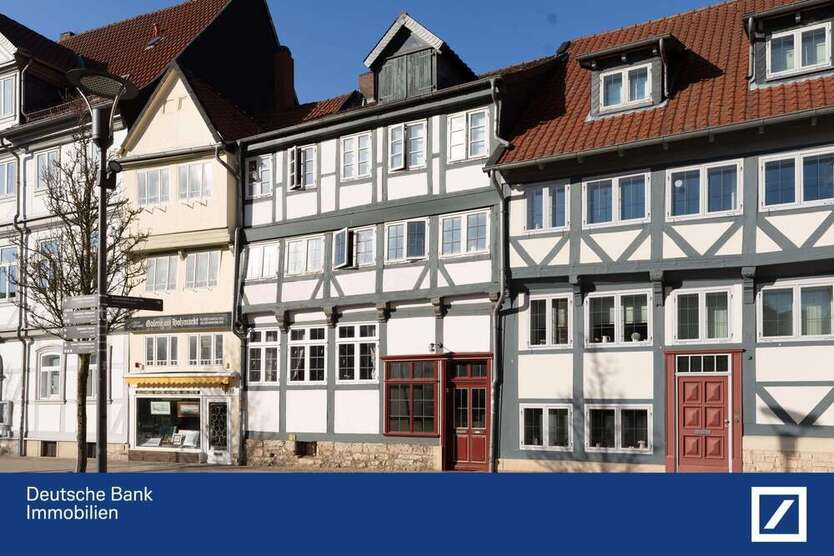 Haus zum Kaufen in Wolfenbüttel 345.000 € 189.45 m²