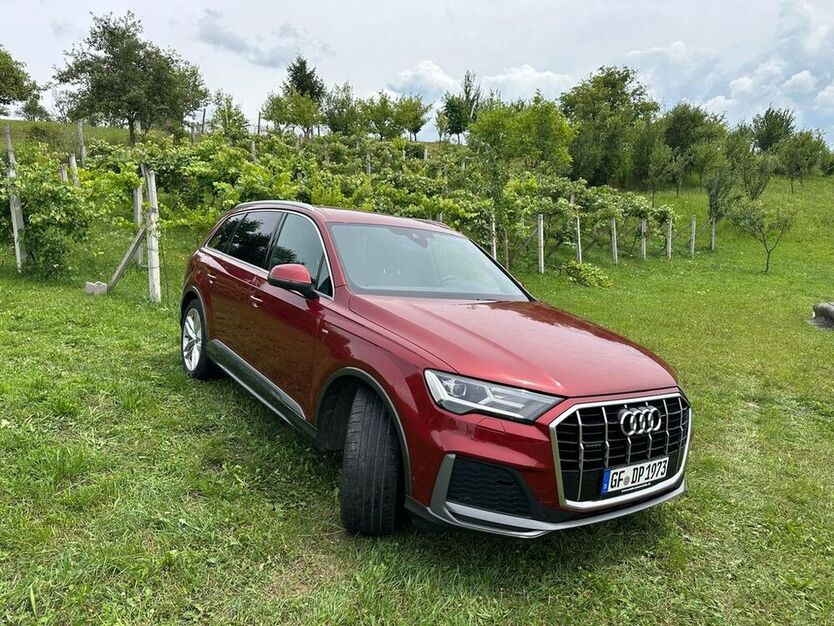 Q7