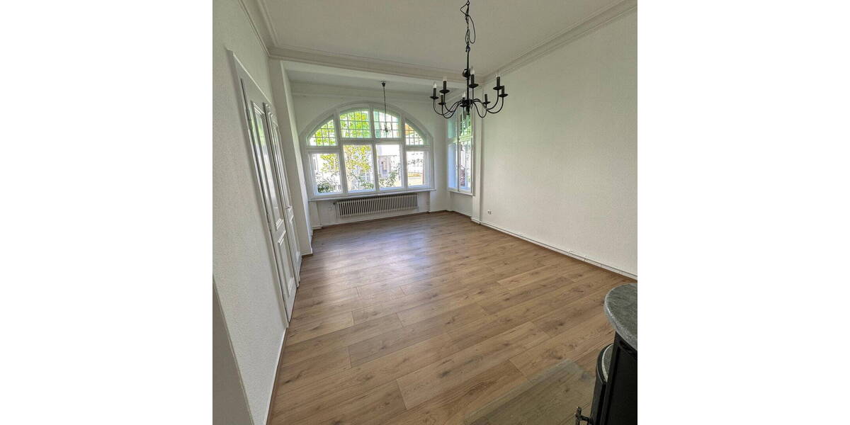 Etagenwohnung Helmstedt - 4 Zimmer, 120 m&sup2;, 850&euro; | Angebot:26684605