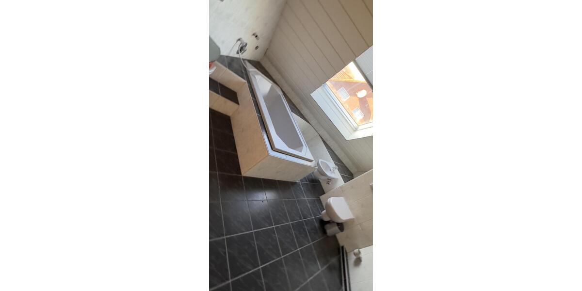 Haus mit moderner Küche, Kamin und bodentiefen Fenstern – sofort bezugsfertig! 6 zimmer