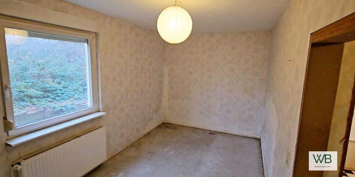 Zweifamilienhaus in Braunschweig (Waggum) mit Monteurszimmer auf Erbbaurecht 6 zimmer