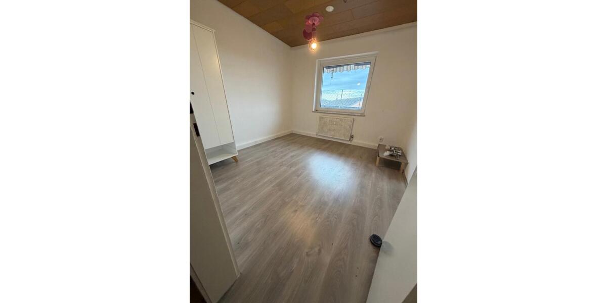 Etagenwohnung Braunschweig Heidberg-Melverode - 3 Zimmer, 72 m&sup2;, 648&euro; | Angebot:25232081