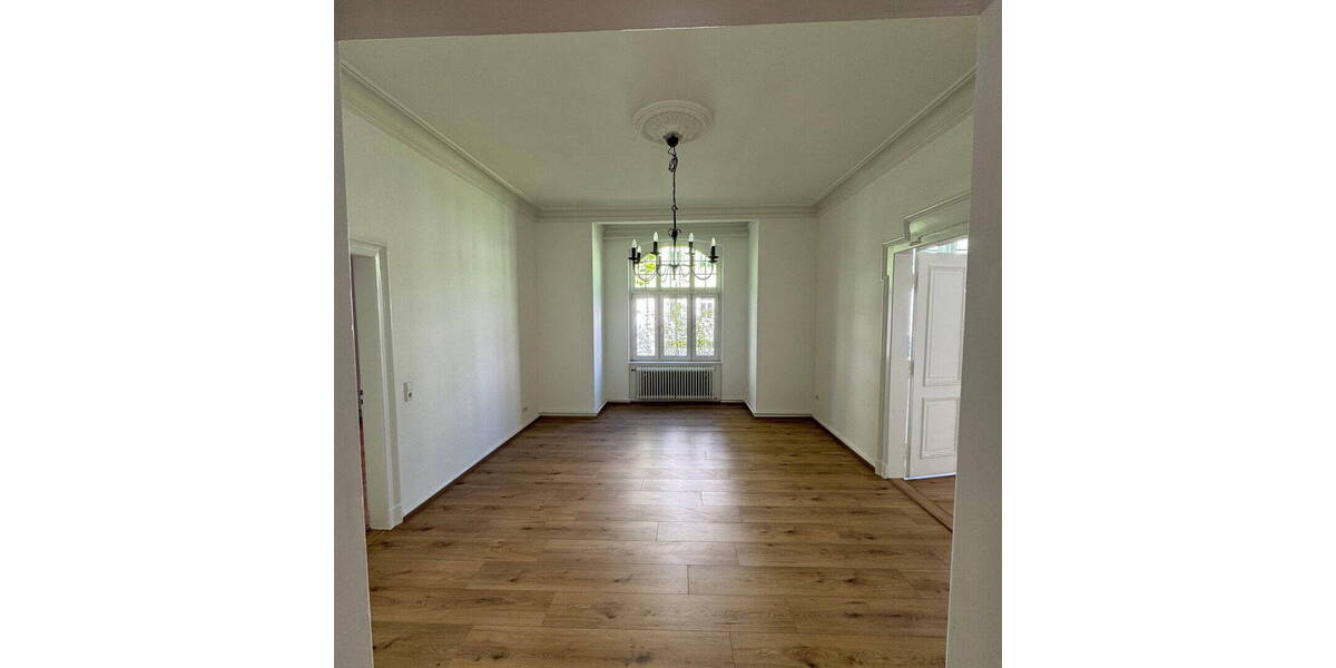 Etagenwohnung Helmstedt - 4 Zimmer, 120 m&sup2;, 850&euro; | Angebot:26684605