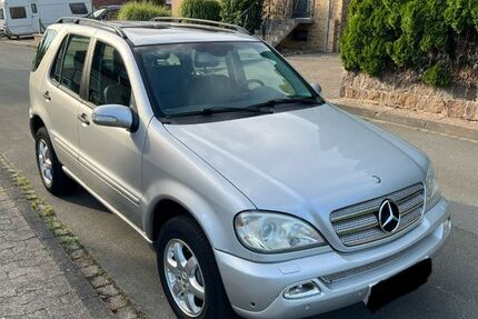 Mercedes-Benz ML 350 170.000 km 7.000 € Osloß 38557
