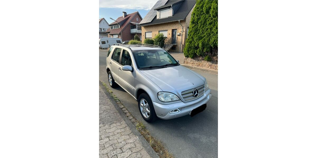 Mercedes-Benz ML 350 170.000 km 7.000 € Osloß 38557