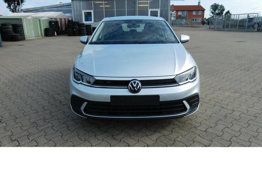 VW Polo 1.0 Life TSI BMT 4Trg Klima Navi LED 21.300 km 14.990 € Vordorf 38533
