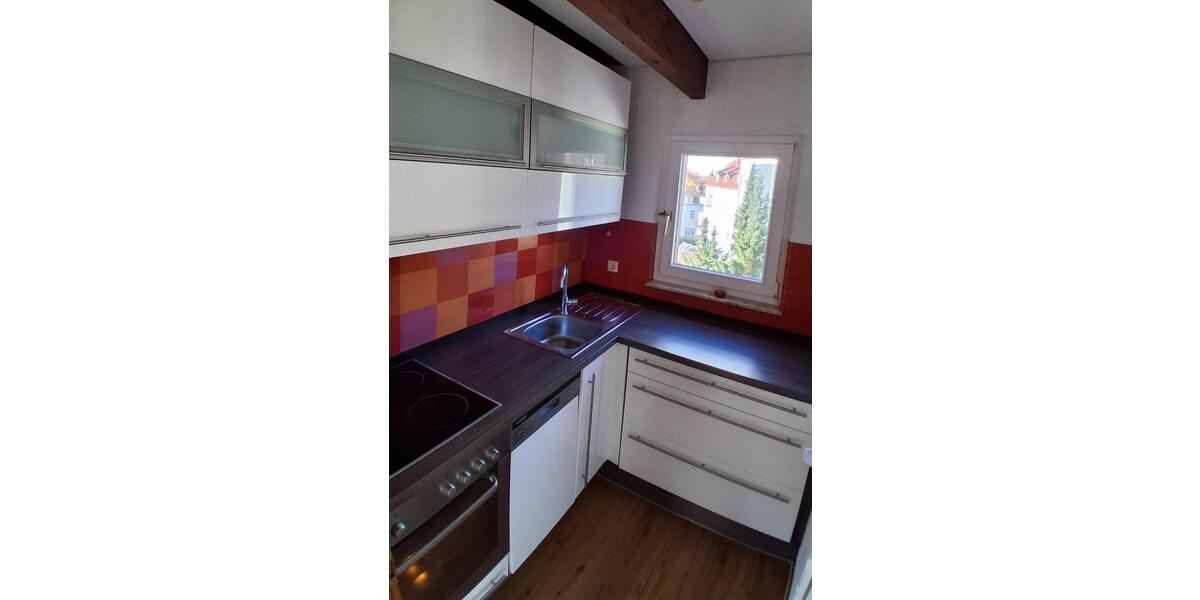 Lichtdurchflutete 4-Zi-Maisonette mit Balkon und Tiefgarage 4 zimmer